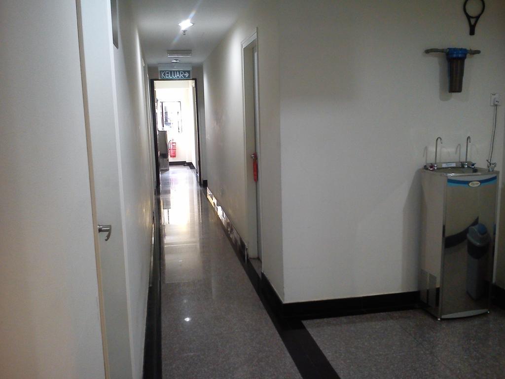 Hotel Sri Puchong Sdn Bhd Экстерьер фото