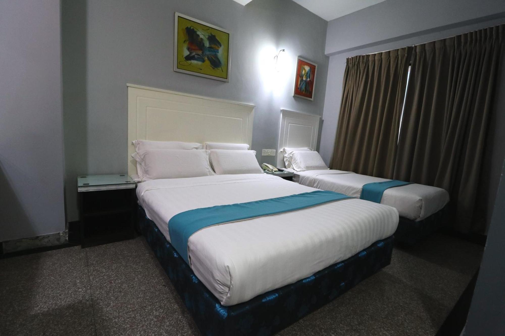 Hotel Sri Пучонг Экстерьер фото